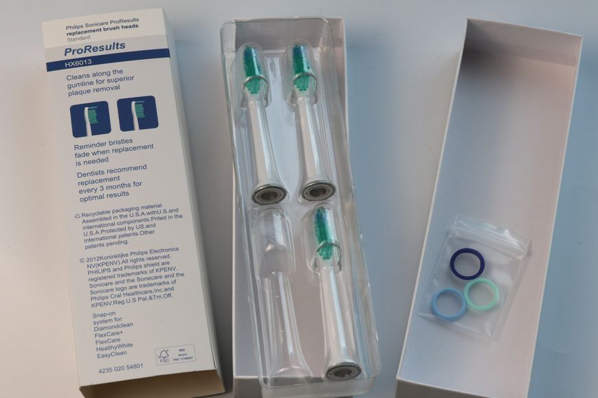 Насадки для звукової зубної щітки Philips sonicare ProResults 3шт 1617854080 фото